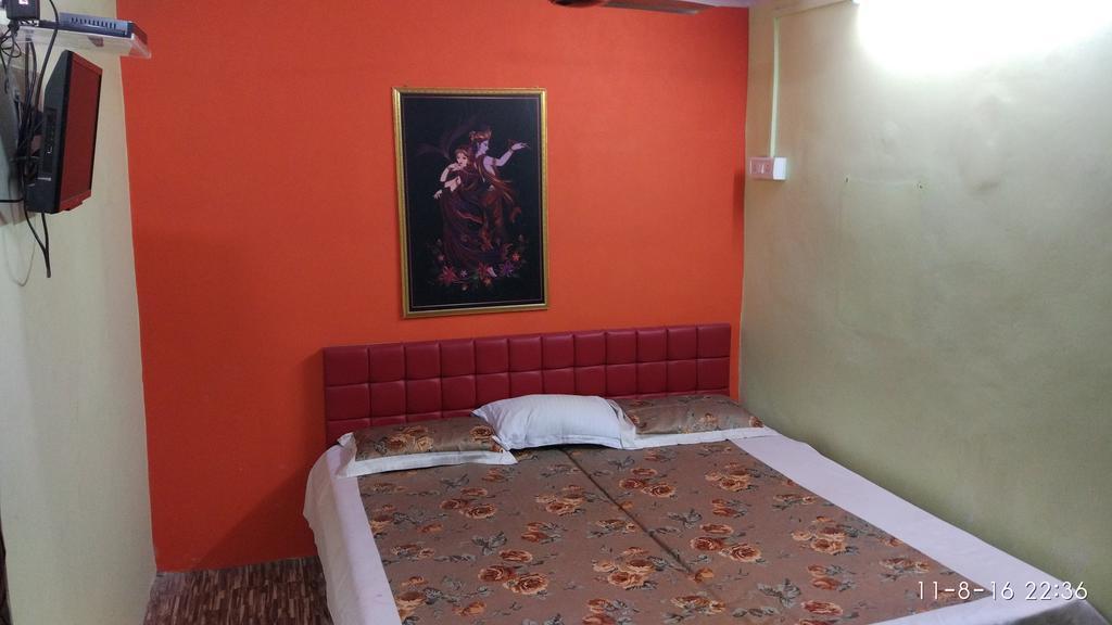 Radha Krishna Home Bénarès Extérieur photo