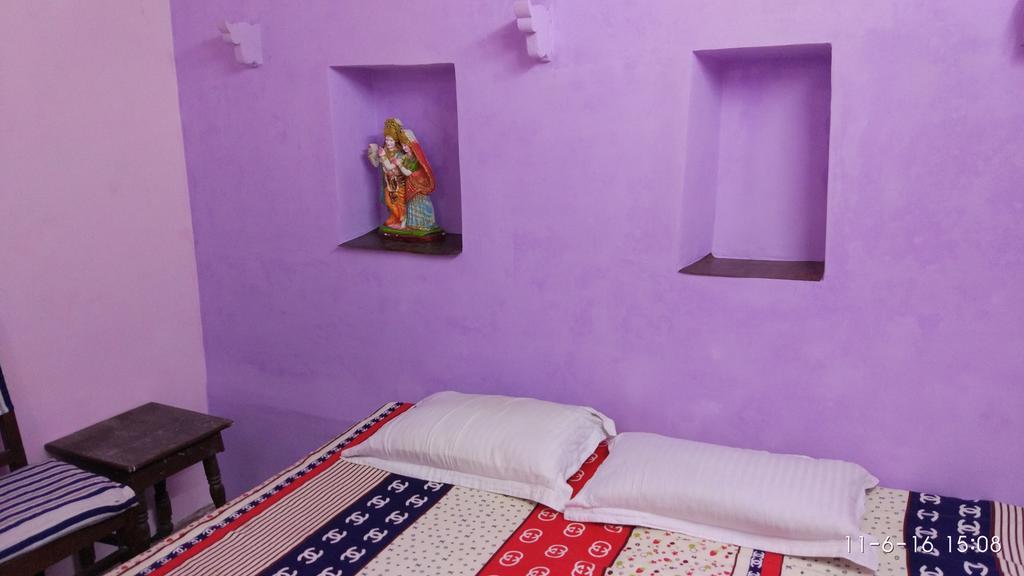 Radha Krishna Home Bénarès Extérieur photo