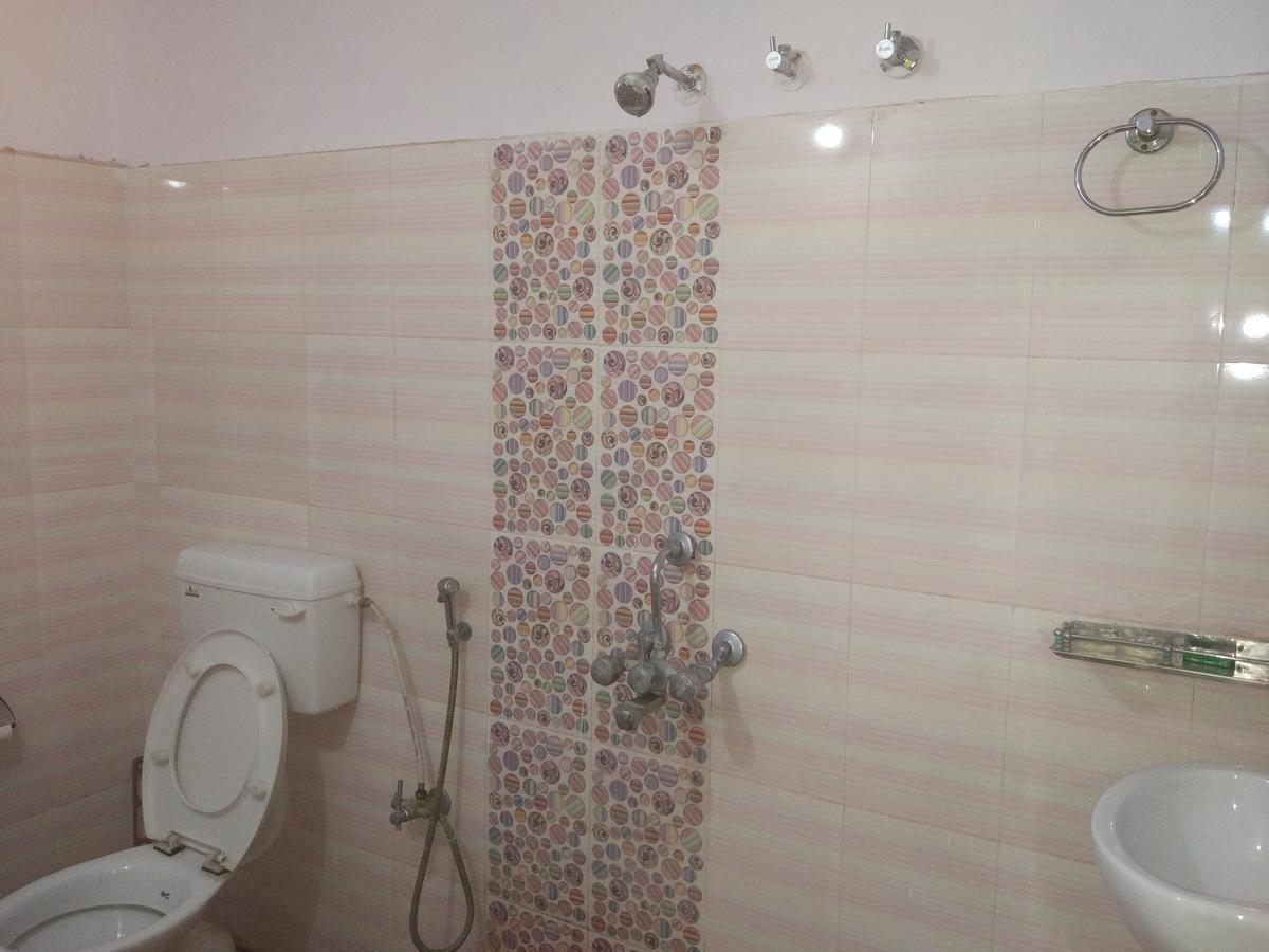 Radha Krishna Home Bénarès Extérieur photo