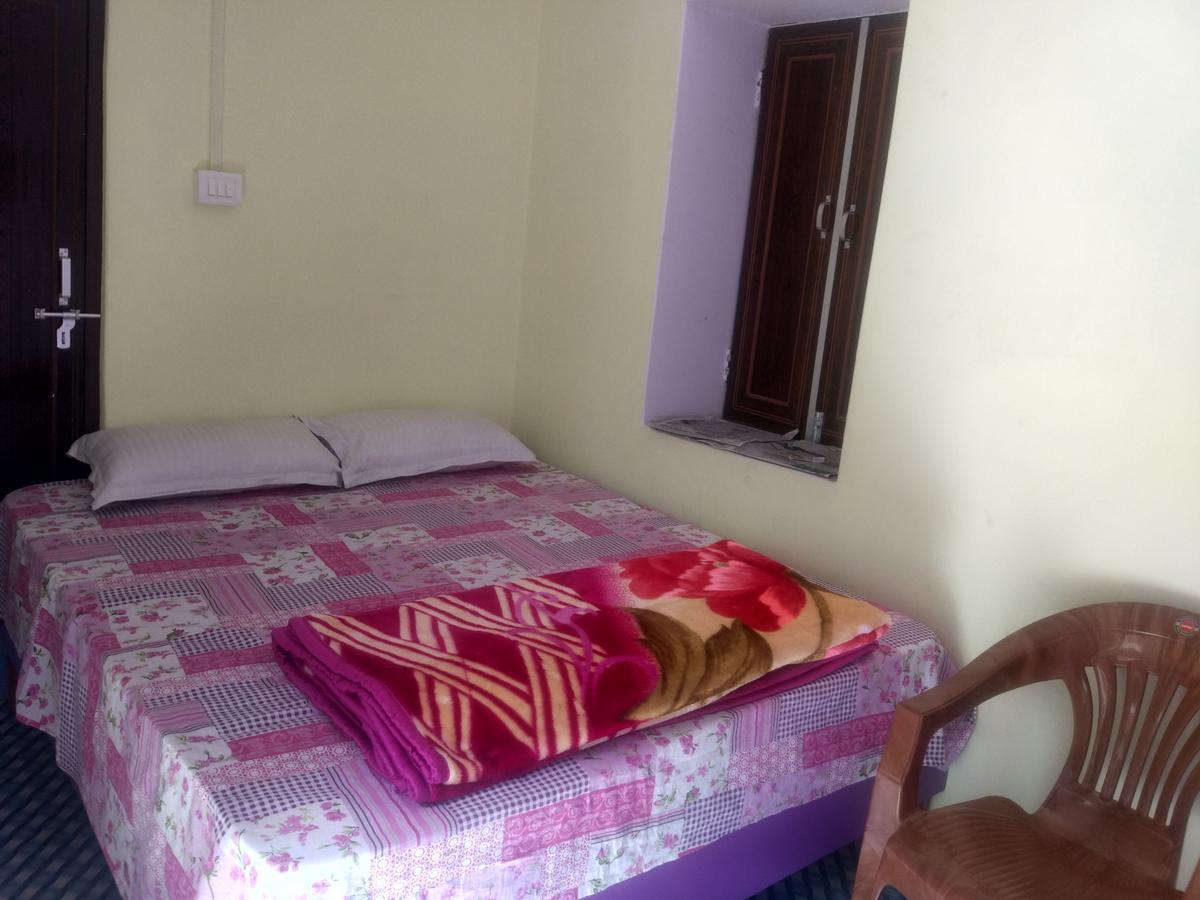 Radha Krishna Home Bénarès Extérieur photo