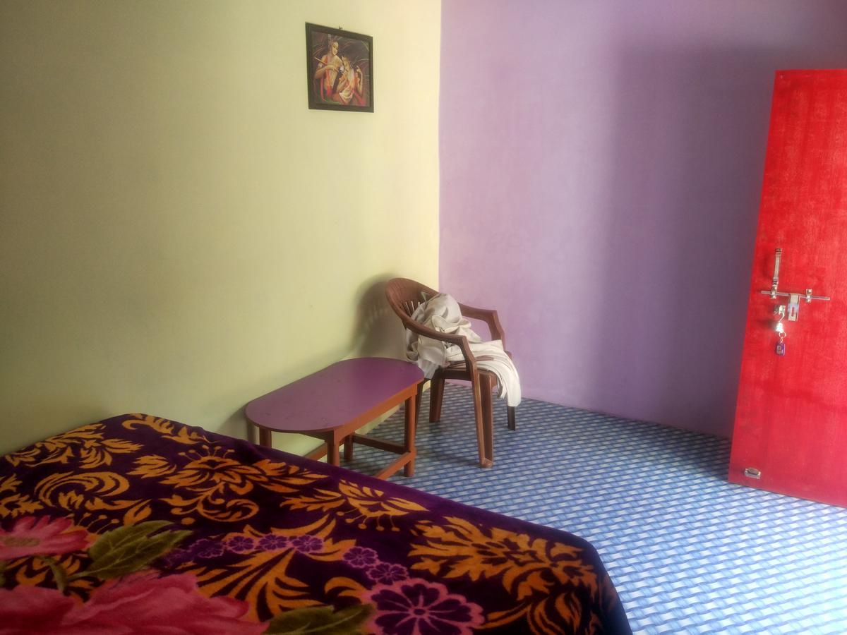 Radha Krishna Home Bénarès Extérieur photo