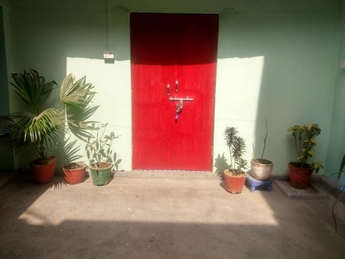 Radha Krishna Home Bénarès Extérieur photo